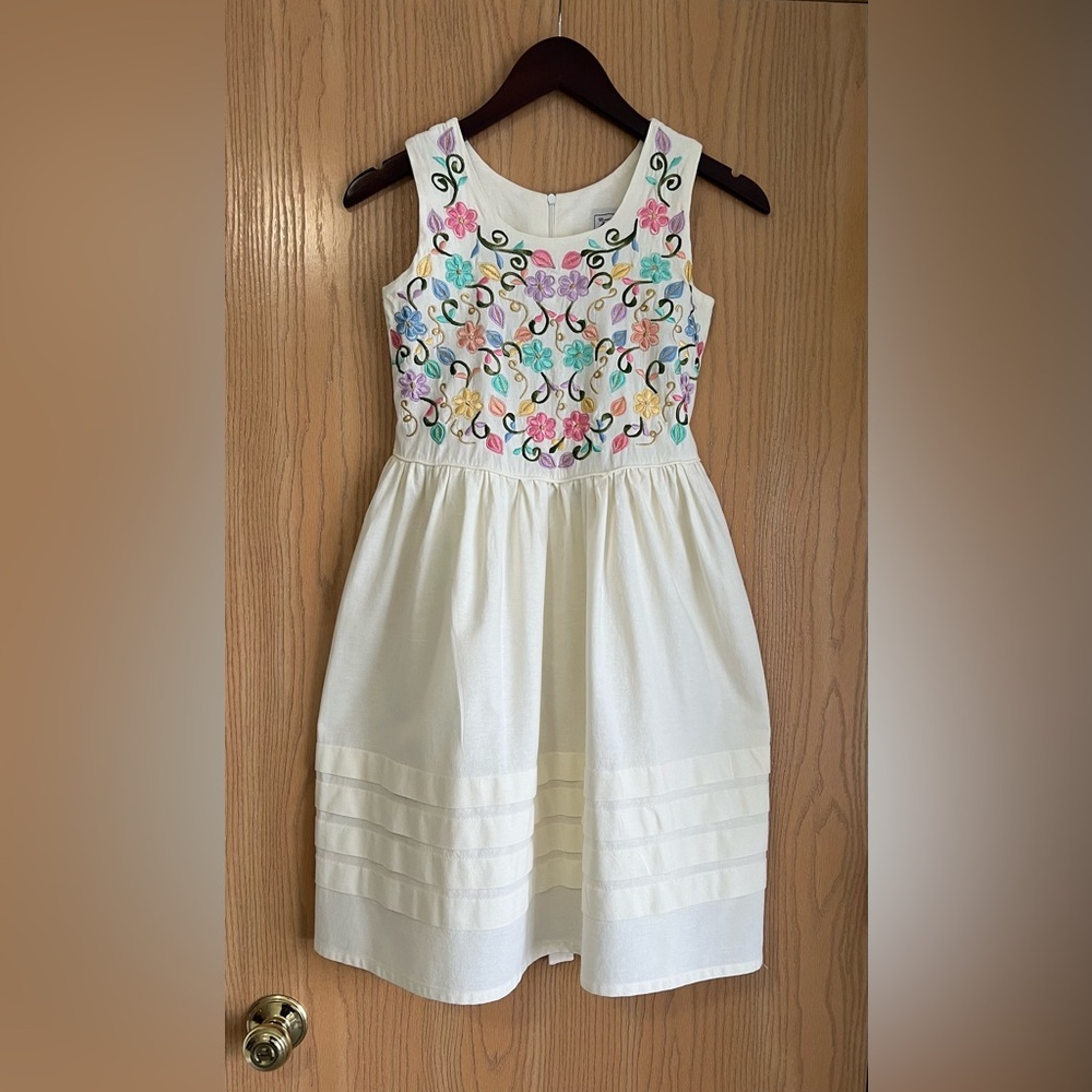 Creaciones Lizeth | Girls SZ 10 | Embroidered Floral Sleeveless Midi Dress Ivory - Picture 1 of 6
